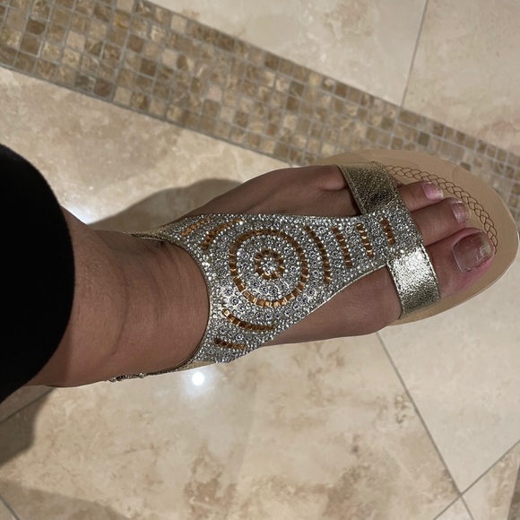 BNWT crystal embellished sandals - Picture 9 of 10